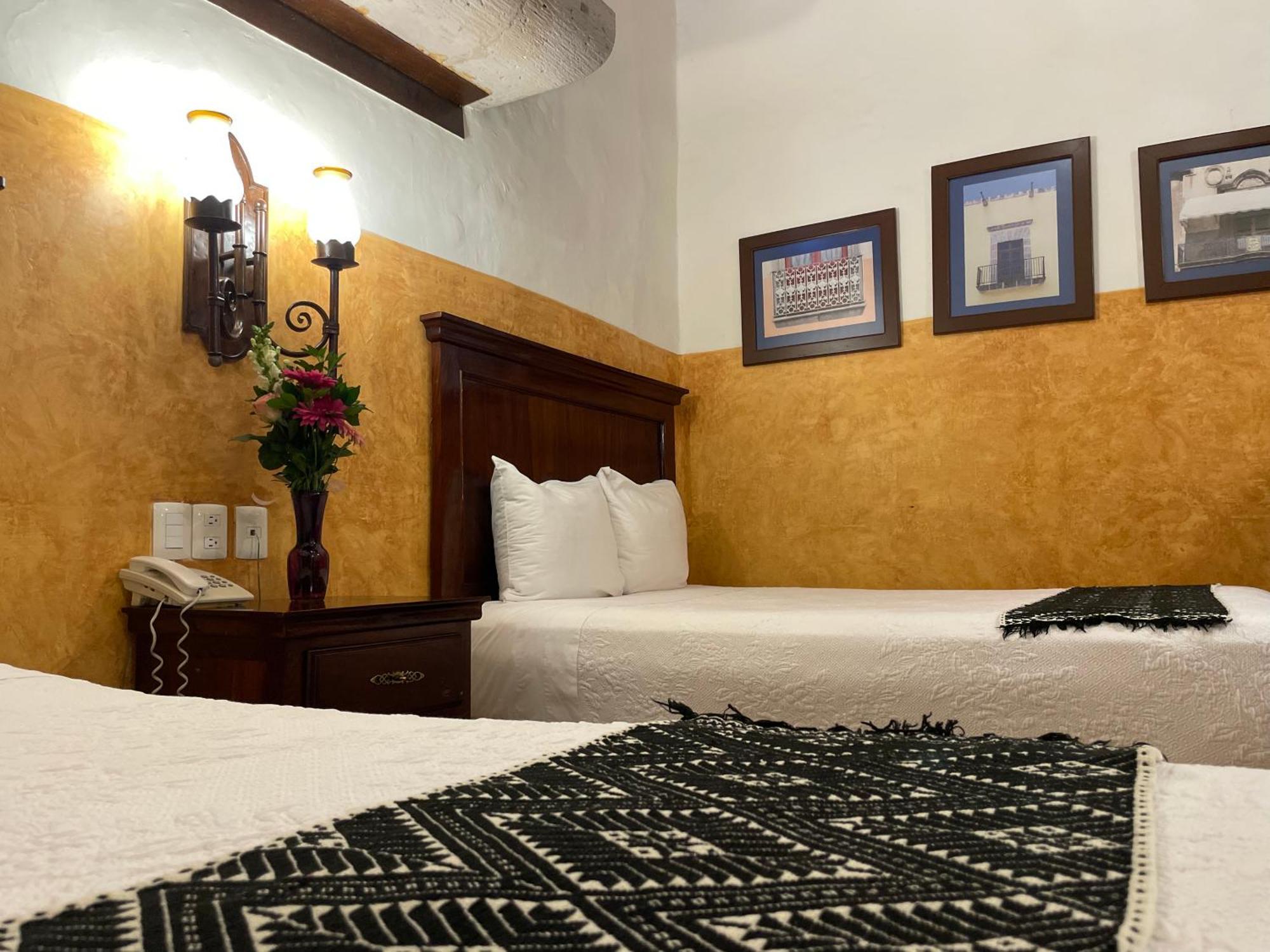 Hotel Historia Morelia Exterior foto